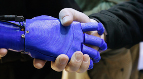 Man_and_robot