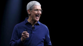Apple_head_1502803099