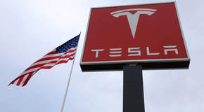 Tesla_fires_hundreds