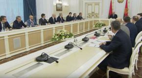 Decree_mtng_s